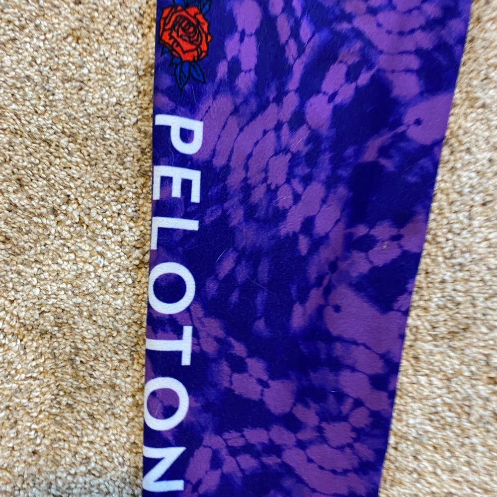 Peloton Grateful Dead Leggings - Picture 4 of 4